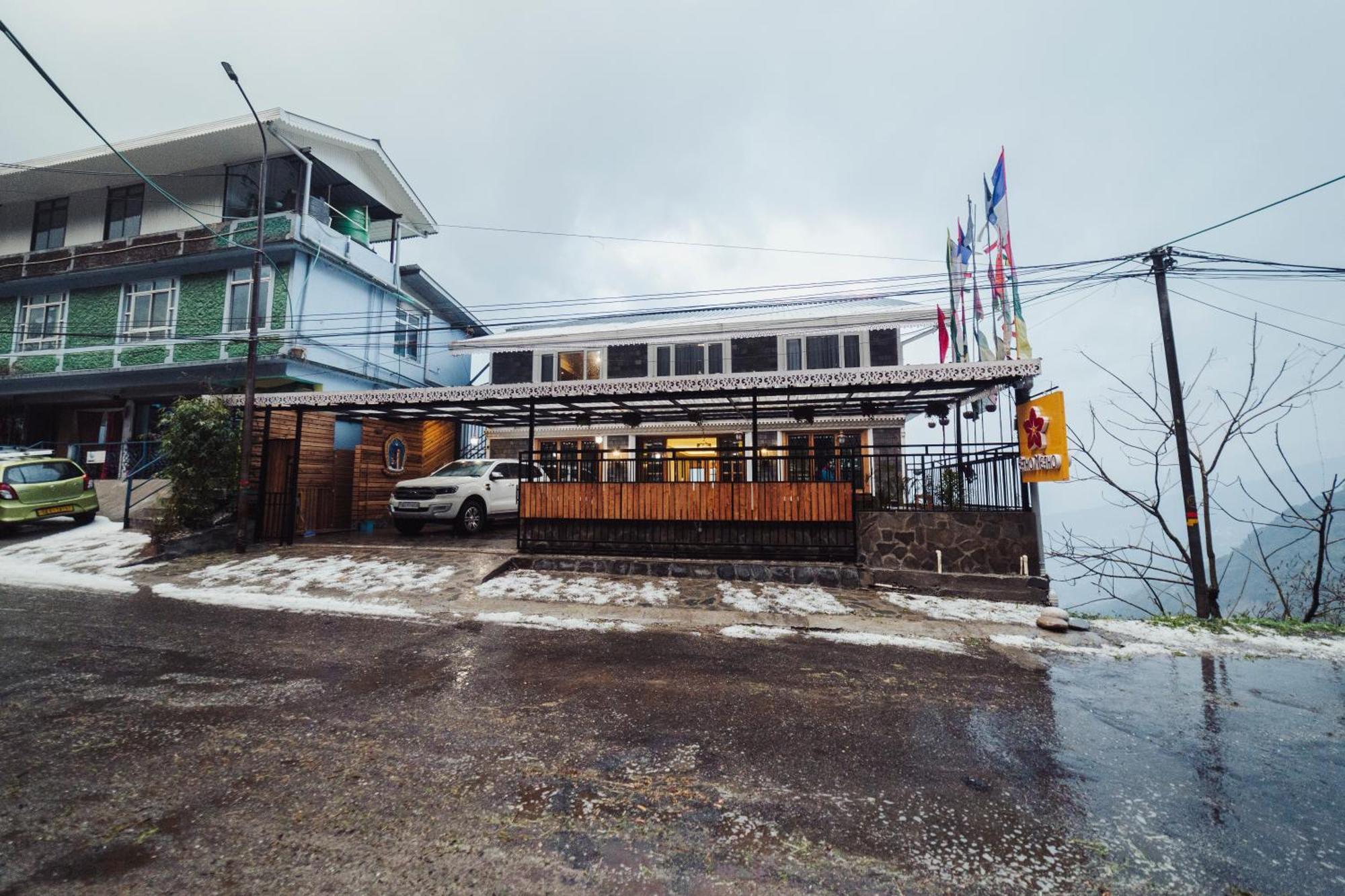Hotel Etho Metho Gangtok Exterior foto